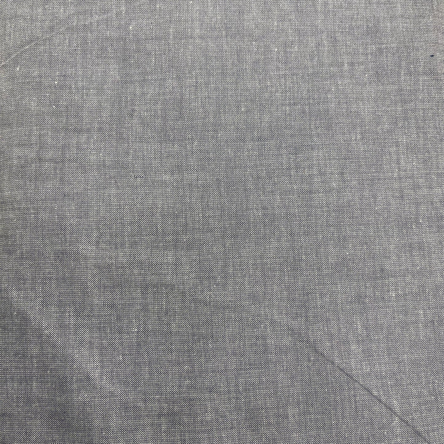 Chambray blue tint